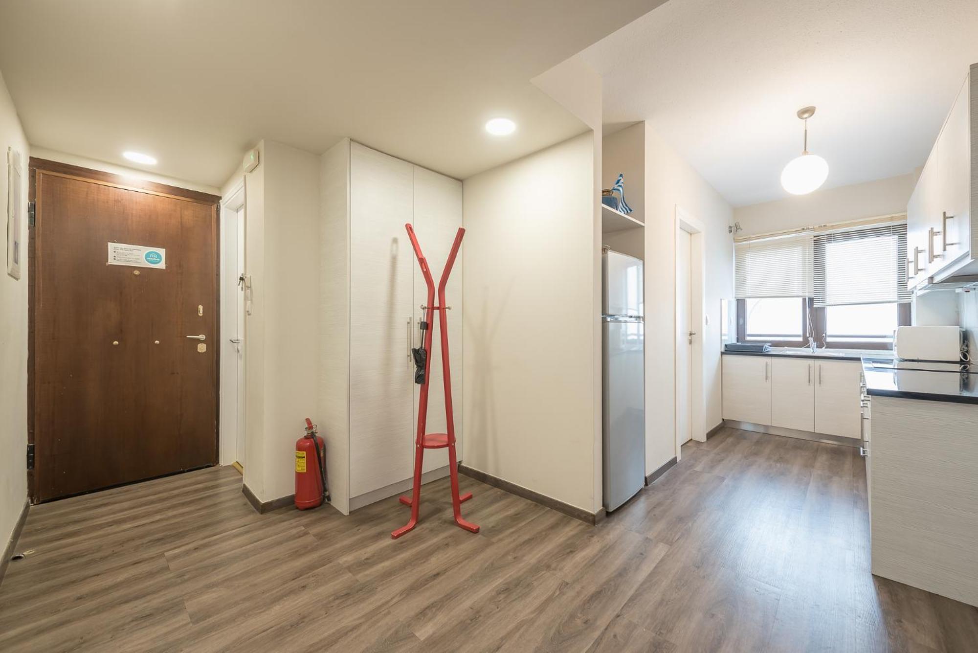 Apartment Steps From Historic Center Plaka Athena Bagian luar foto