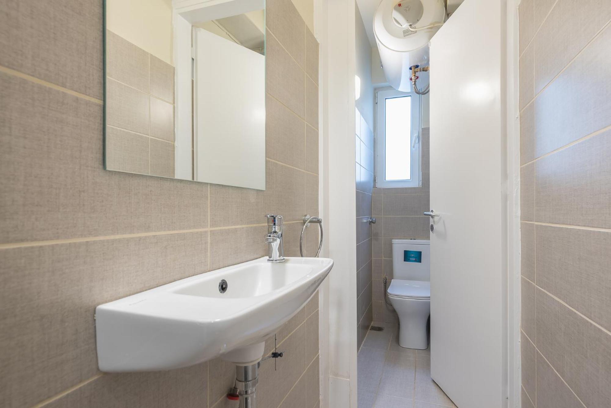 Apartment Steps From Historic Center Plaka Athena Bagian luar foto